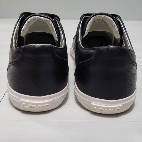 Levi’s Strauss & Co. Black Leather Men’s Causal Sneaker Shoe - Picture 10 of 11